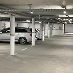 33- Mit Balkon 아파트