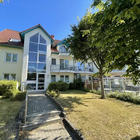 33- Mit Balkon Zempin